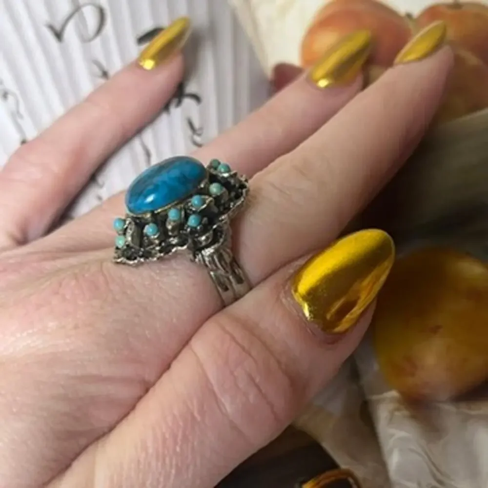 Vintage Silver Tone and Blue Stone Cocktail Ring